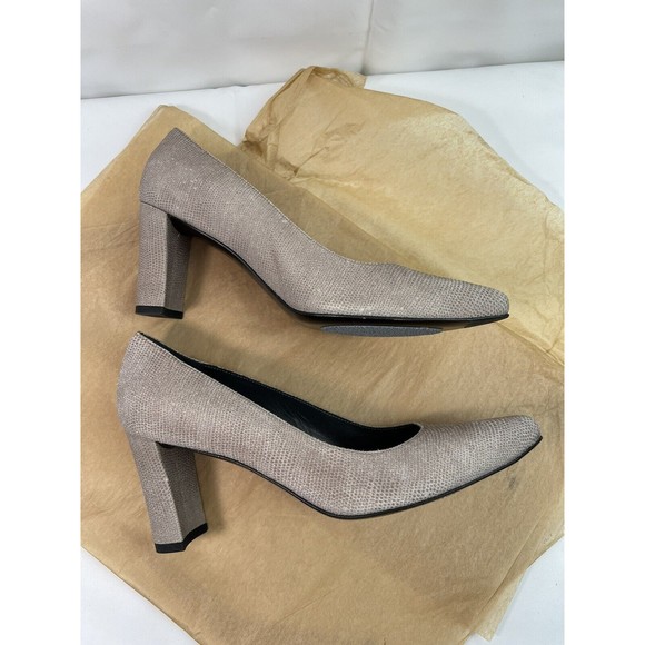 Stuart‎ Weitzman Grey Textured Suede Pointed Square Toe Pumps 3” Women’s Sz 7.5 - Picture 4 of 12